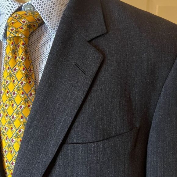 EUC Hugo Boss Charcoal Gray Classic‎ Wool Blazer Sport Coat Size 42S 42 Short - Picture 2 of 7